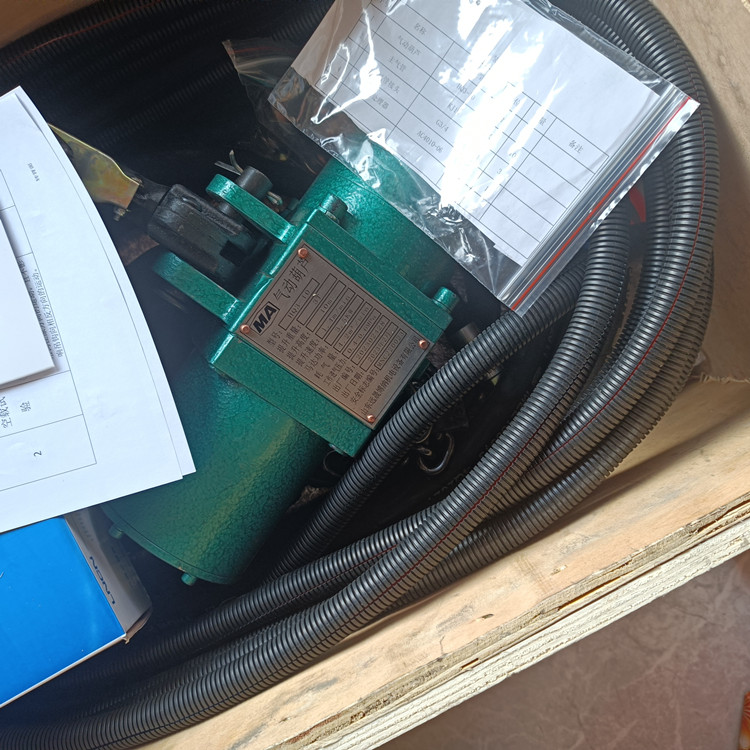 HQ3-3環(huán)鏈氣動葫蘆