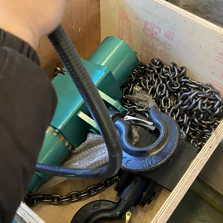 運行式HQ3-5環(huán)鏈氣動葫蘆